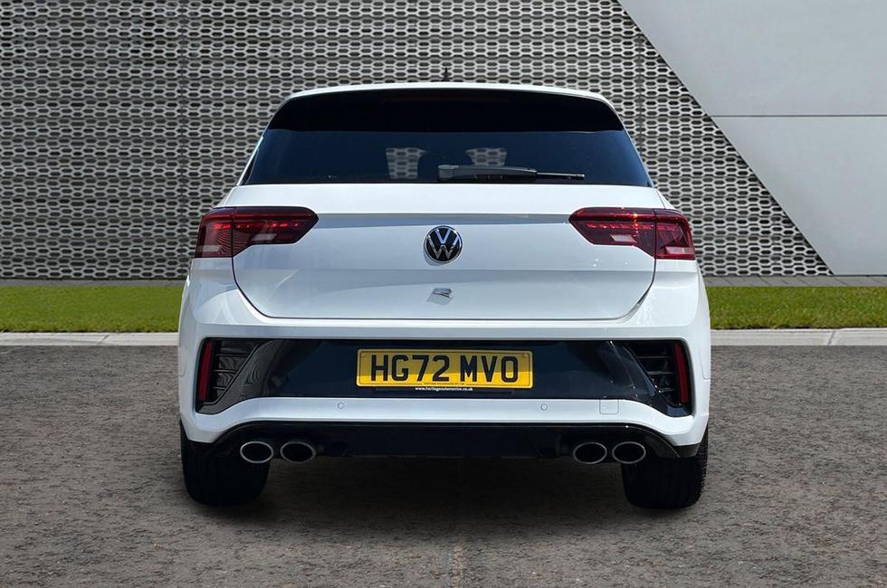 Volkswagen T-Roc Photo at-a94450d57390474c9cbcf80b7fdd3330.jpg