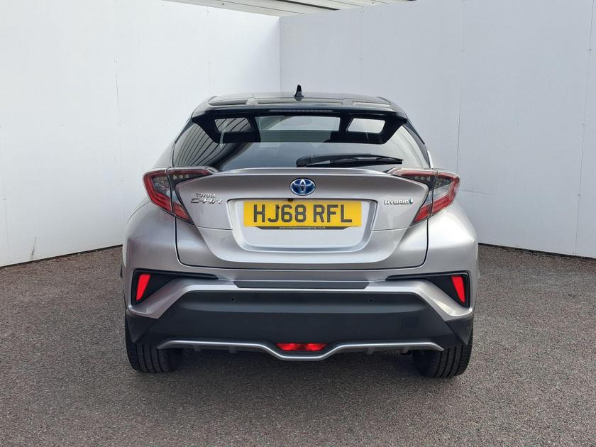 Toyota C-HR Photo at-a96374cca17743d38d731fdc5feaf002.jpg