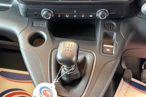Citroen BERLINGO Photo at-a967447753bd4dcdacb0b7e7967a34b8.jpg