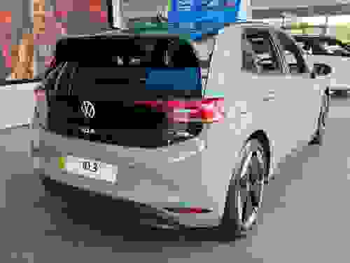Volkswagen ID.3 Photo at-a9746c6a79d849398a7b80b5f4ee7583.jpg