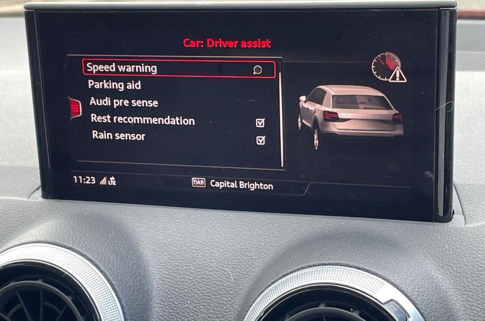 Audi Q2 Photo at-a98360b945dc49e0a545ad418e27ce52.jpg