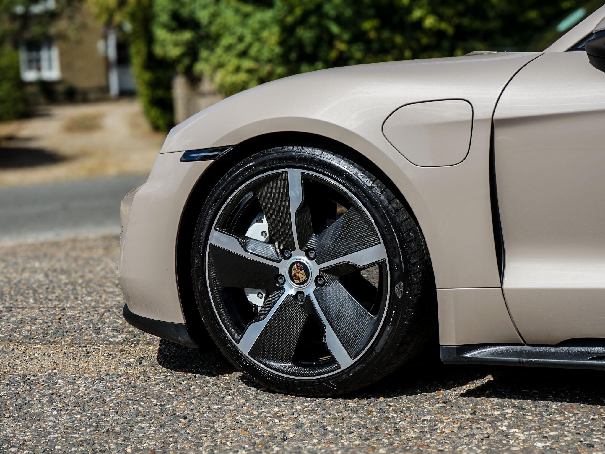 Porsche Taycan Performance 79.2kWh Auto RWD 4dr (11kW Charger) — photo 5