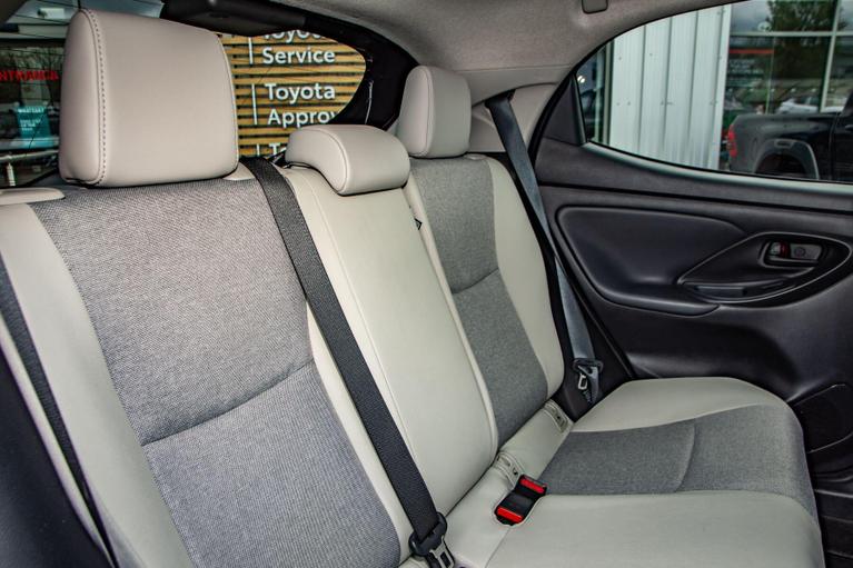 Used Toyota Yaris GK72SMO 11