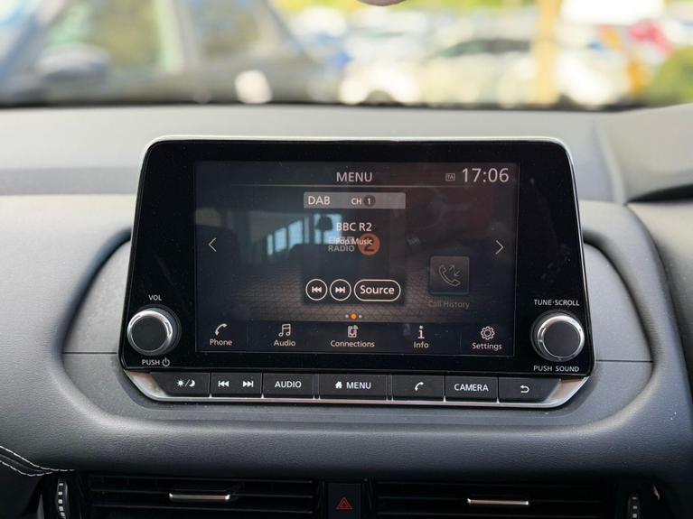 Used Nissan Qashqai WP73ARZ 17