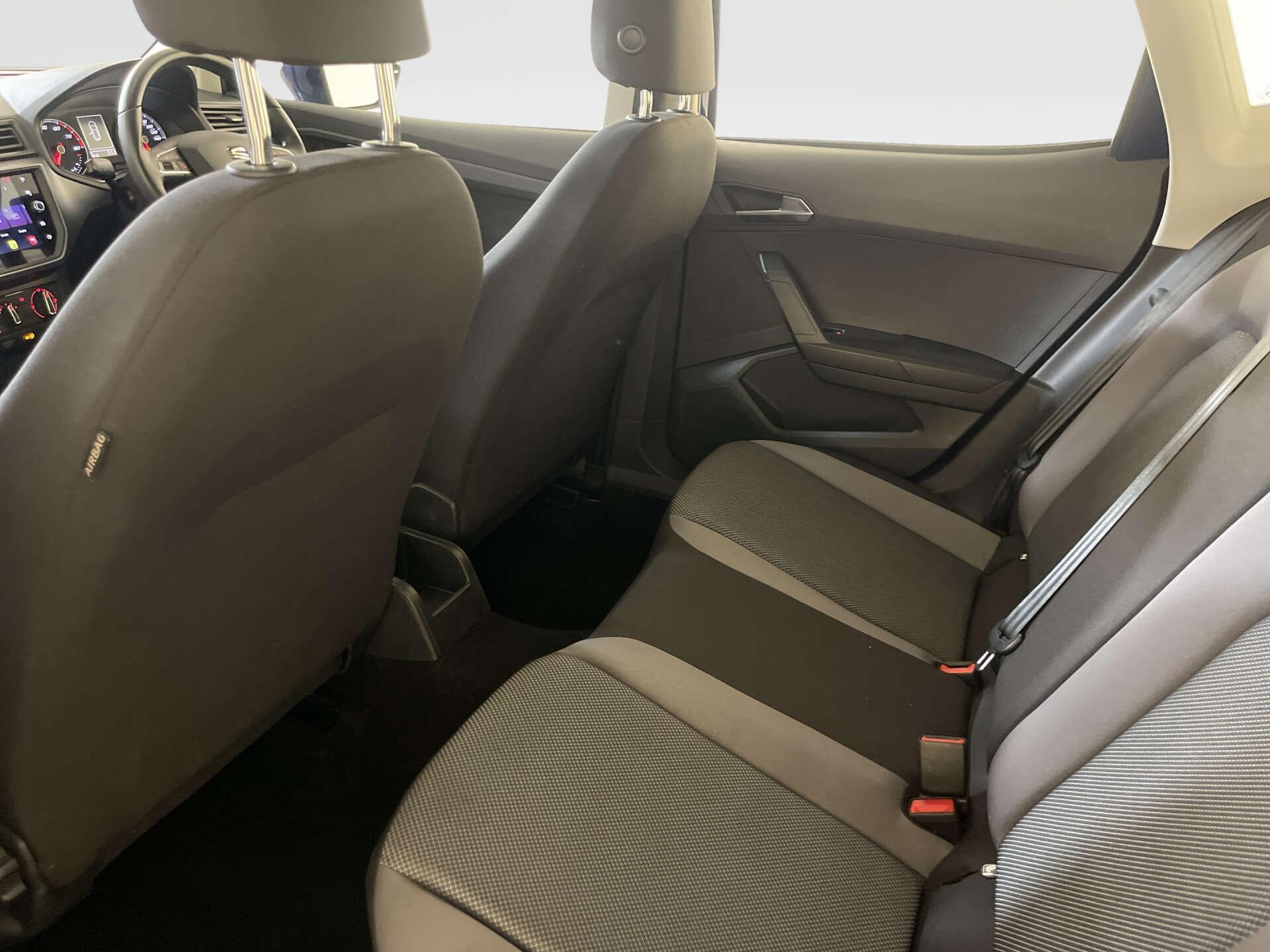 2021 SEAT Arona thumbnail 15