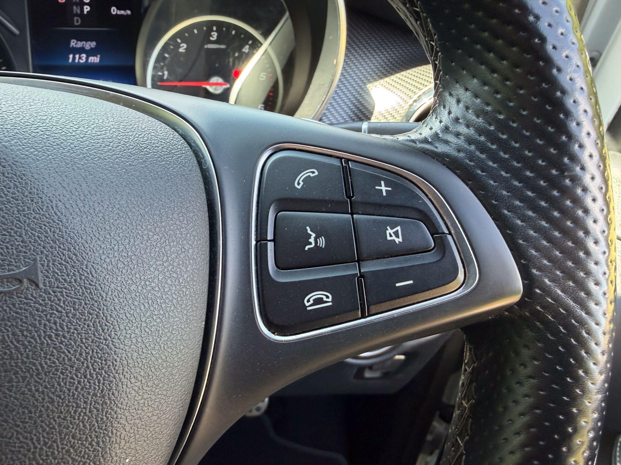 Mercedes-Benz V Class 2.0 V300d AMG Line G-Tronic+ Euro 6 (s/s) 5dr XLWB — photo 29