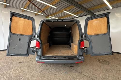 Volkswagen TRANSPORTER Photo at-aa2ce1332ca24c02beb811517d16fa6c.jpg