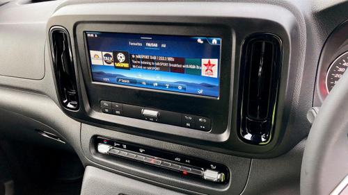 Mercedes-Benz Vito Photo at-aa7168d9c71d4d25918fd29d02c3e77b.jpg