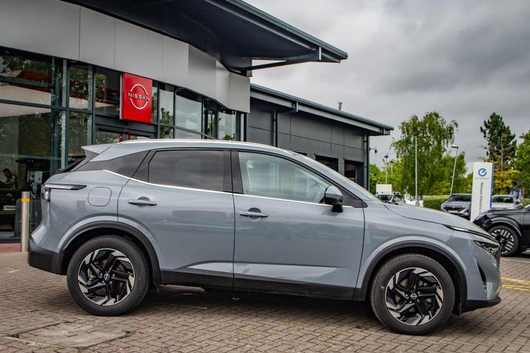 Used Nissan Qashqai OW74VTA 5