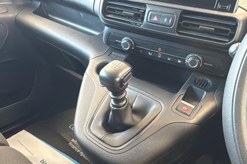 Citroen BERLINGO Photo at-aa751a72602c4eb5875ad98728b91ab1.jpg