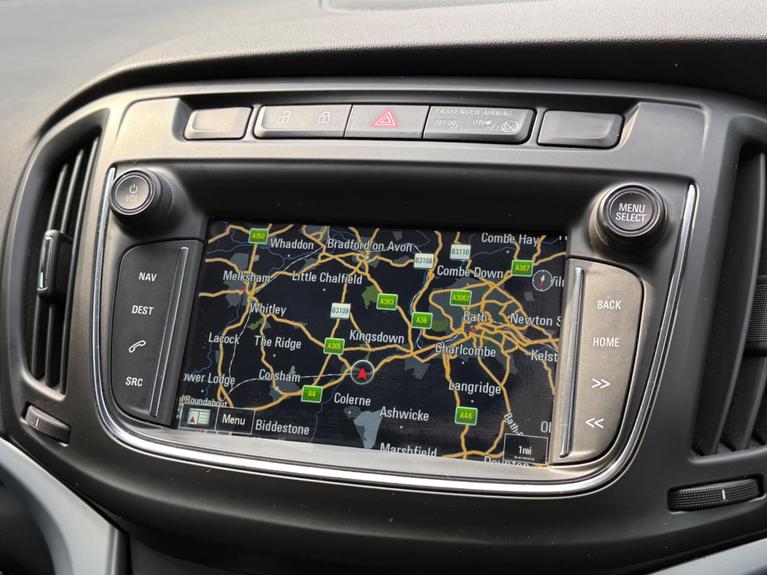 Used Vauxhall Zafira Tourer VN66YOP 26