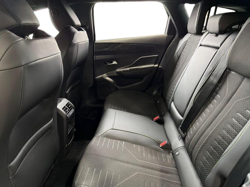 Used Peugeot E-308 SW 202602109822589 18