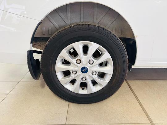 Ford Transit Custom Photo at-aafb176d008f40e282f6cc06b55028d2.jpg