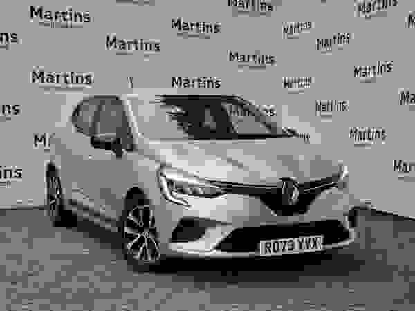 Used 2023 Renault Clio 1.0 TCe evolution Euro 6 (s/s) 5dr Silver at Martins Group