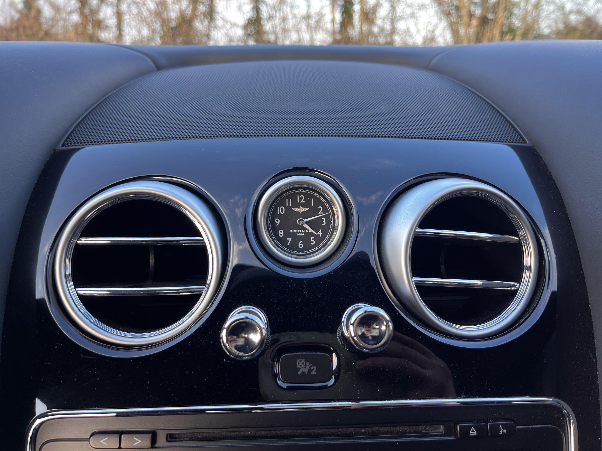 Bentley Continental 4.0 V8 GTC Auto 4WD Euro 5 2dr — photo 15