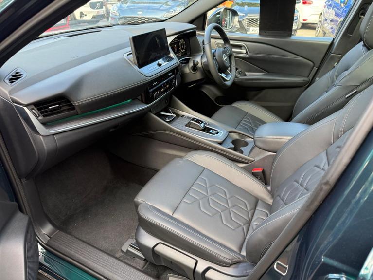 Used Nissan Qashqai WR26UEW 27
