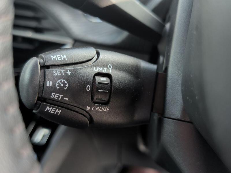 Used Peugeot 2008 BL23VFG 24