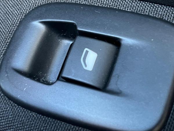 Used Peugeot 2008 BF68CTO 28