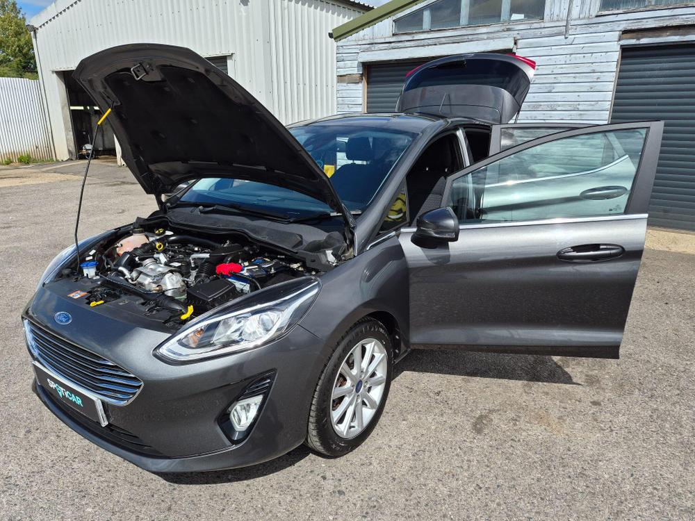 Ford Fiesta Photo at-ab863799c6634be394a809c2e0ba06b7.jpg
