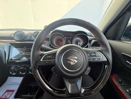 Suzuki Swift Photo 13
