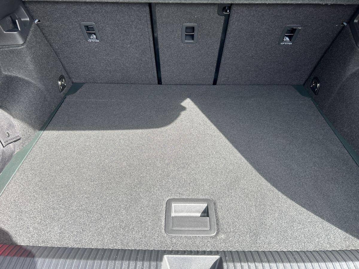 Volkswagen T-roc Photo at-abc3339ca0a64168b9c1309fa4ceae72.jpg