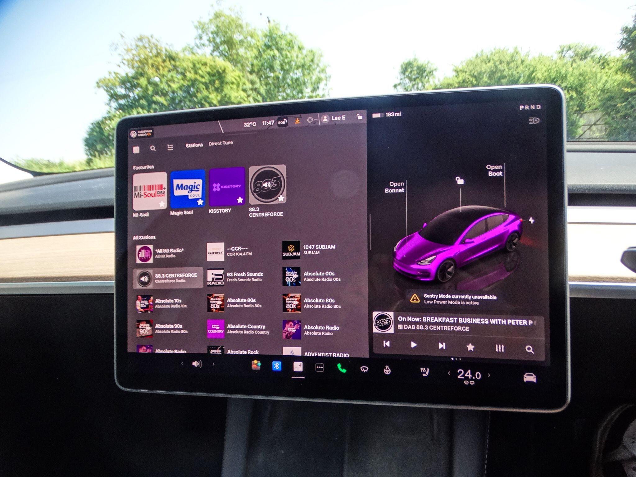 TESLA Model 3 Auto RWD 4dr — photo 25