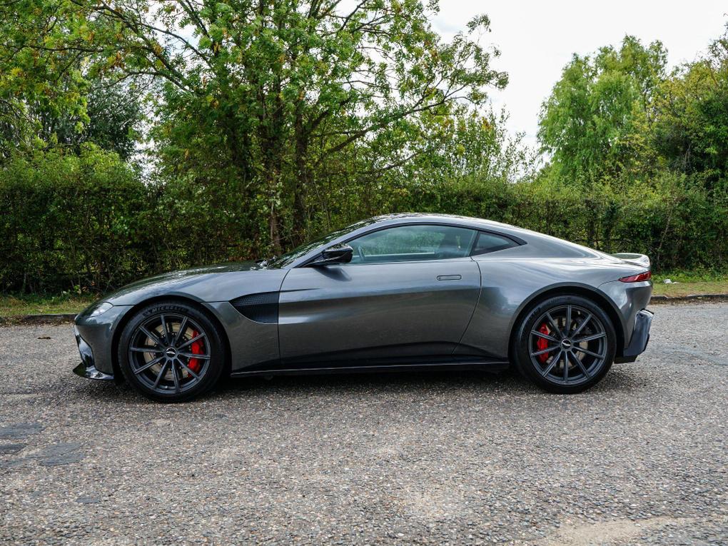 Used Aston Martin Vantage EO68LWK 2