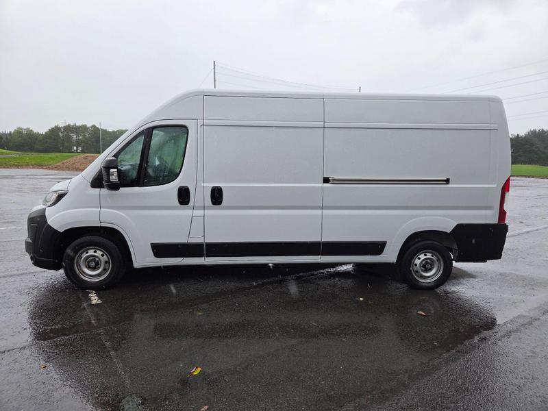 Vauxhall Movano Photo at-abf2e91686b043f78e49aa7179cb84e9.jpg
