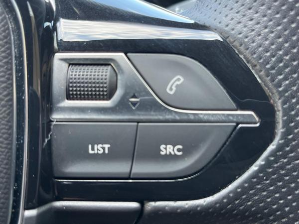 Used Peugeot 3008 LG72KYK 35