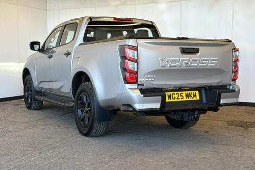 Isuzu D-MAX Photo at-ac24ff3caa9248daa2beafa35c62dcb7.jpg