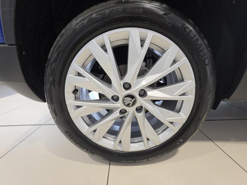 Skoda Karoq Photo at-ac429c297cc44a999ea31e58fad4fbac.jpg
