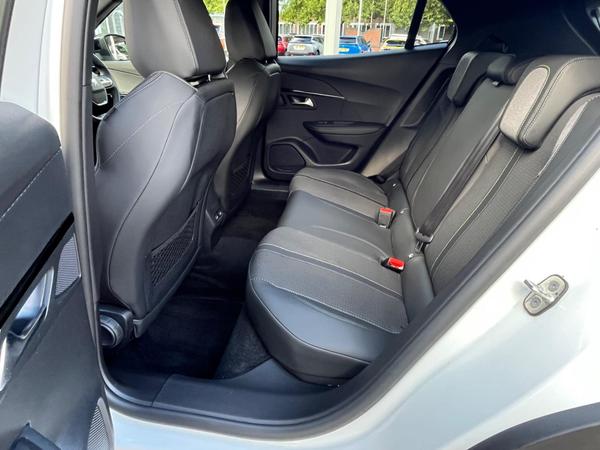 Used Peugeot E-2008 VU23SVN 37