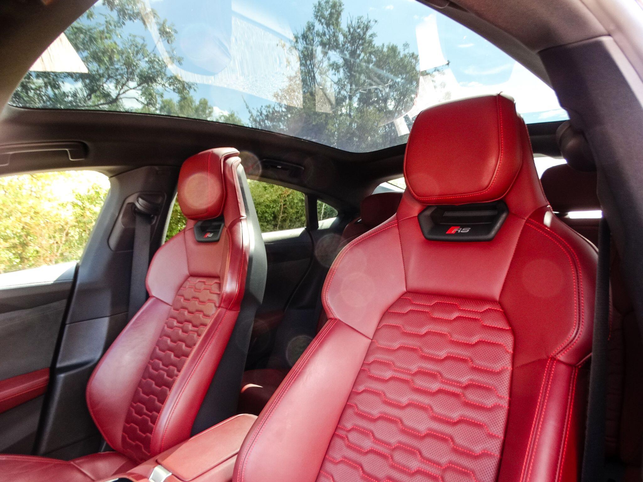 Audi RS e-tron GT 93.4kWh Auto quattro 4dr — photo 13