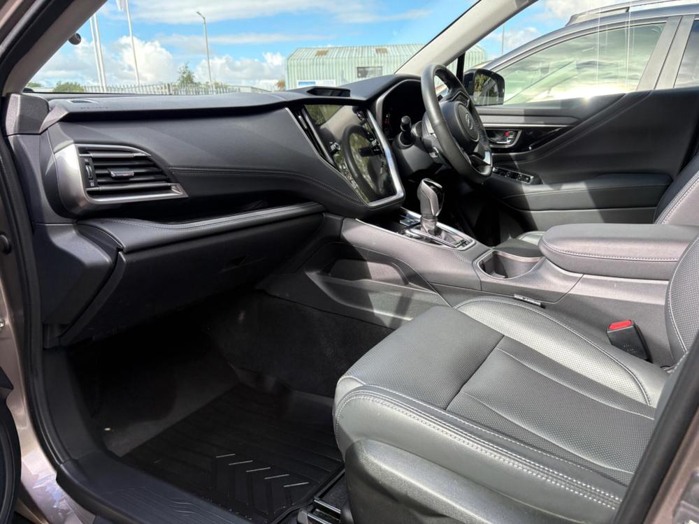 Used Subaru Outback VX25UJR 48