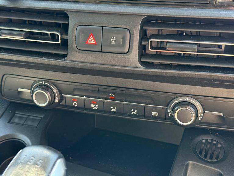 Used Vauxhall Combo Life LO69VJZ 11