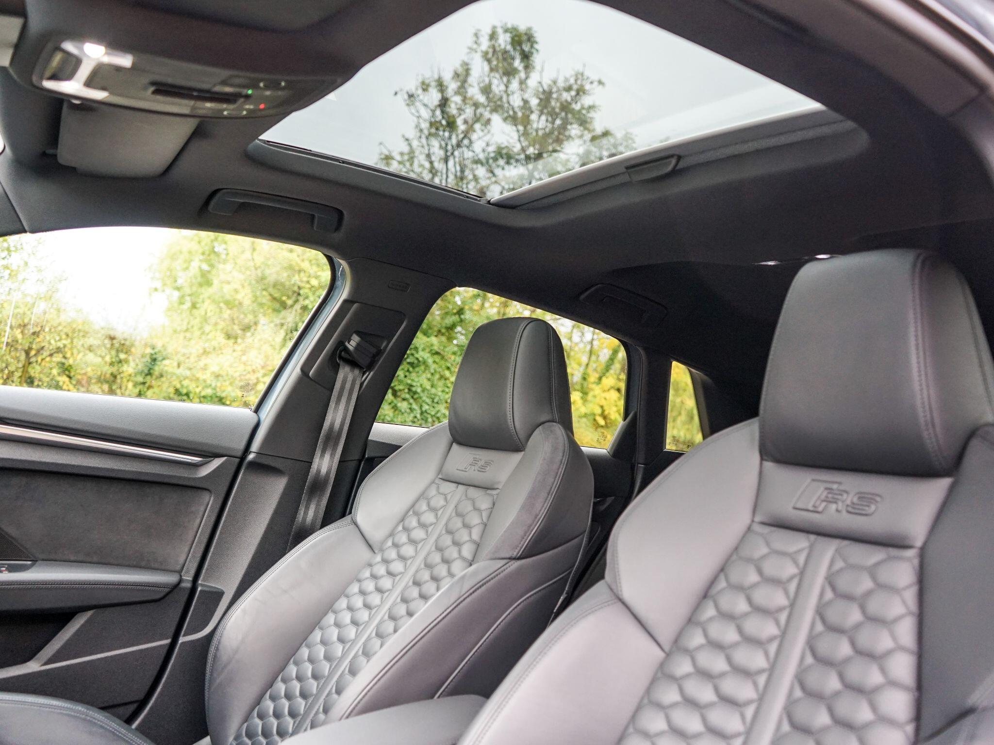 Audi RS3 2.5 TFSI Vorsprung Sportback S Tronic quattro Euro 6 (s/s) 5dr — photo 14