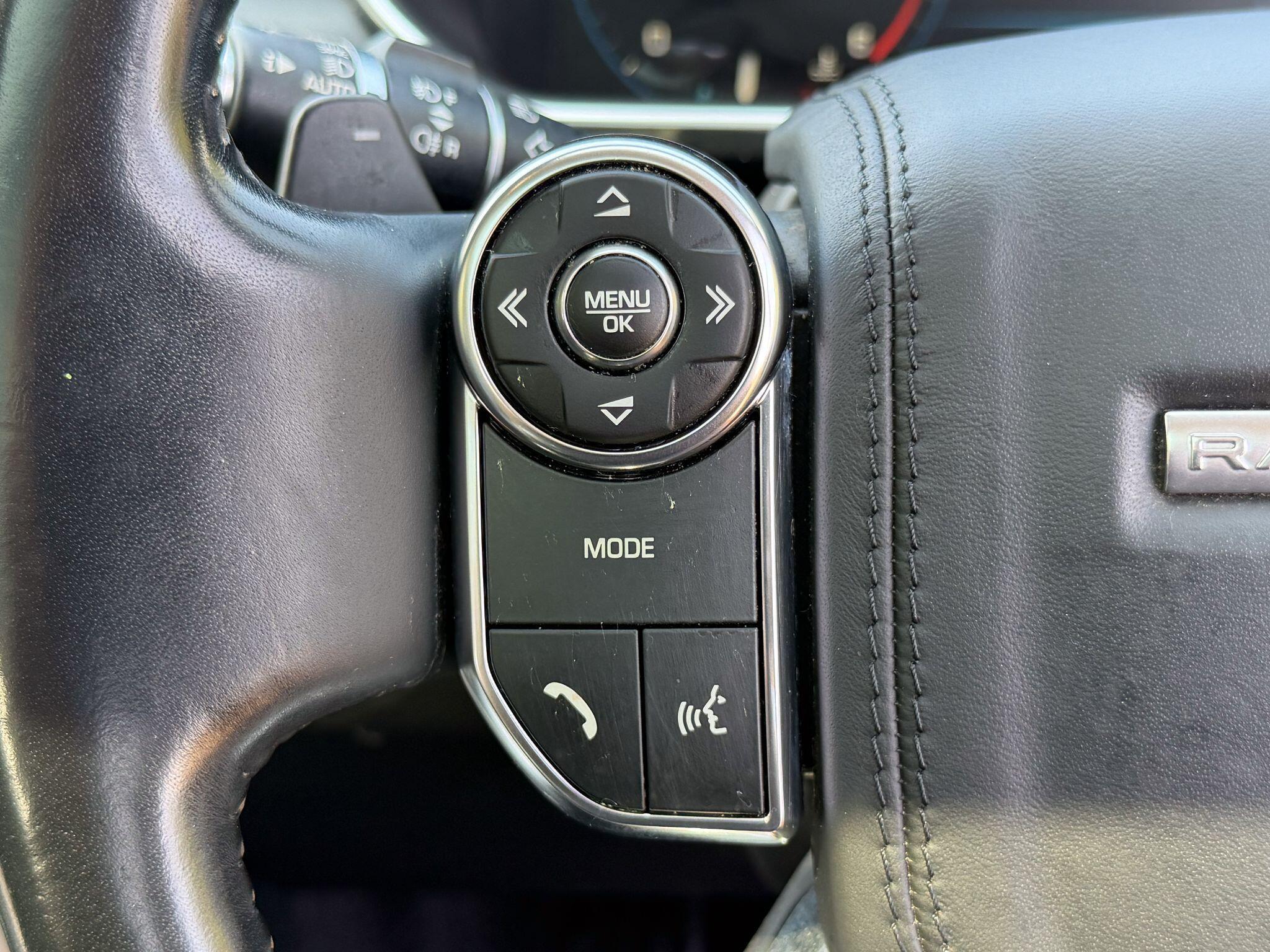Land Rover Range Rover 4.4 SD V8 Vogue SE Auto 4WD Euro 5 5dr — photo 35