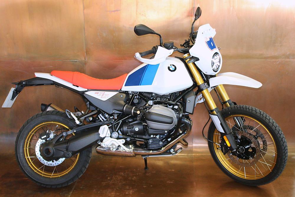BMW R 12 G/S Photo at-aca26b9b008a45bdad476c4a18c41e2b.jpg