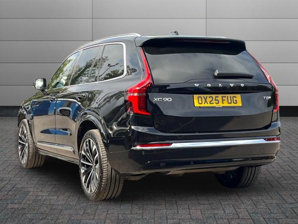 Volvo XC90 Photo at-acaa0ce17b274680a322e706a39e519c.jpg