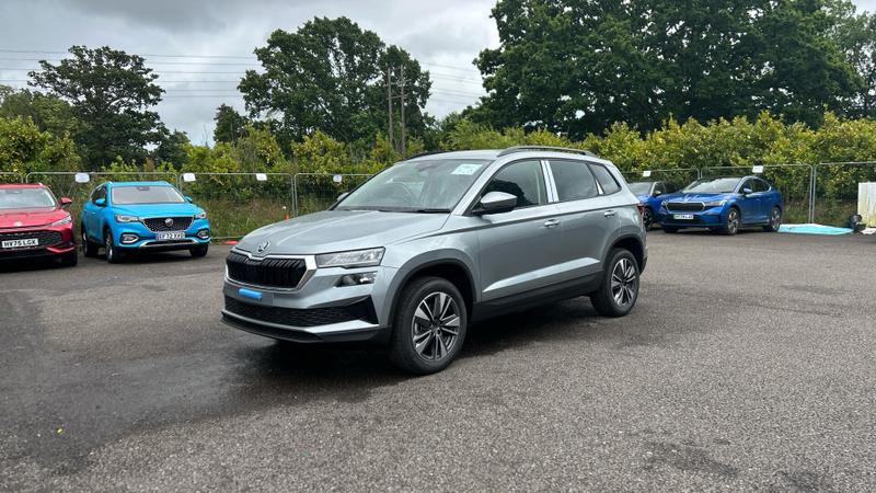 Skoda Karoq Photo at-acabbc3111a04204801954c22cfc1dec.jpg