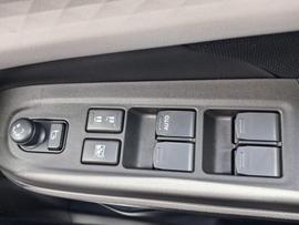 Suzuki Swift Photo 19