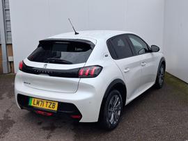 Peugeot E-208 Photo 5