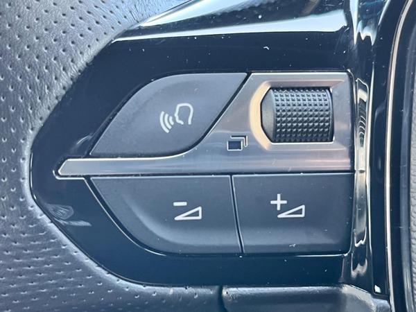 Used Peugeot E-208 DU23JXL 37