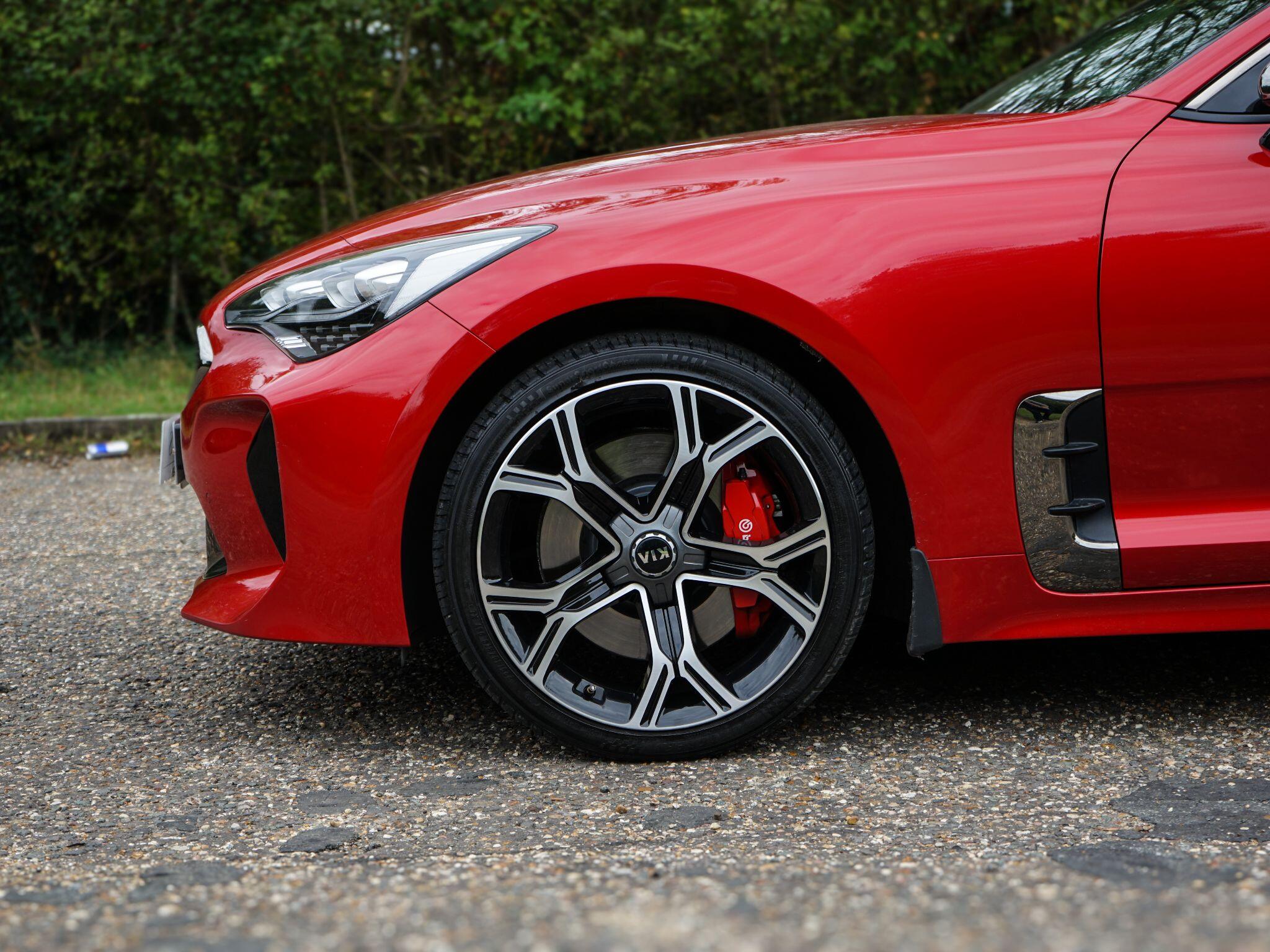 Kia Stinger 3.3 T-GDi V6 GT S Gran Turismo Auto Euro 6 (s/s) 5dr — photo 5