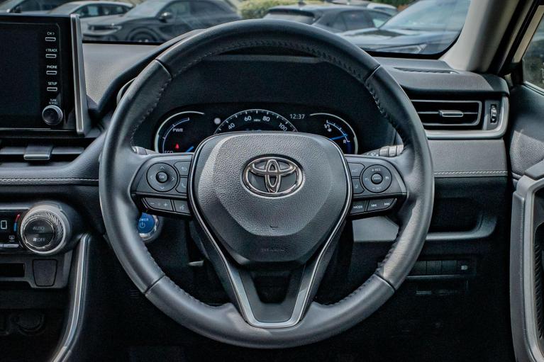Used Toyota RAV4 LF72UHD 13