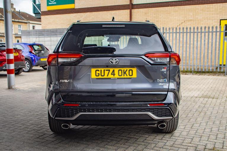 Used Toyota RAV4 GU74OKO 6