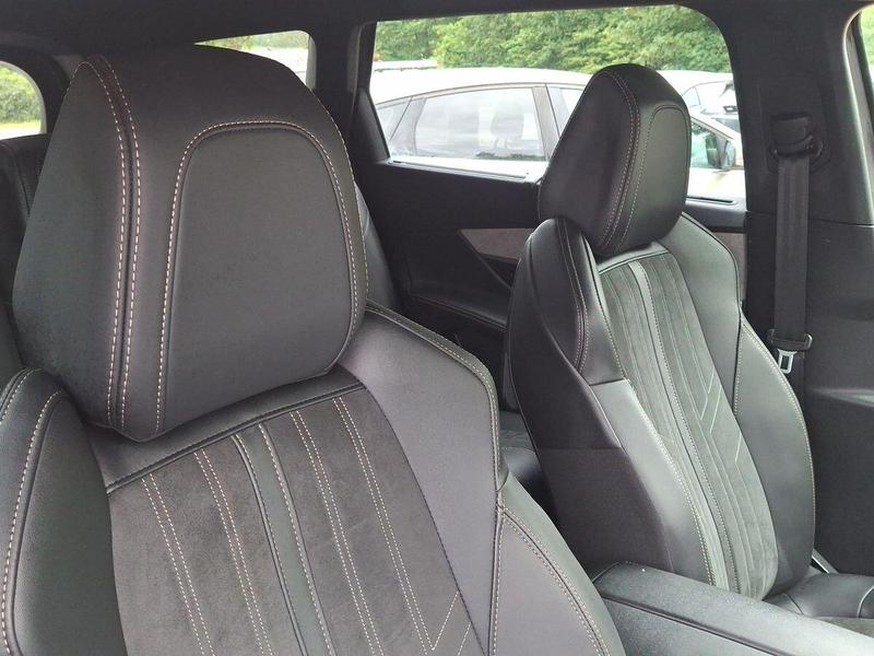 Used Peugeot 5008 NU72WBT 34