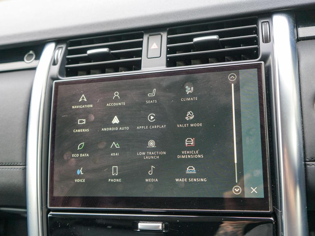 Used Land Rover Discovery AJ71EZW 34