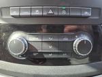 Mercedes-Benz Vito Photo 12