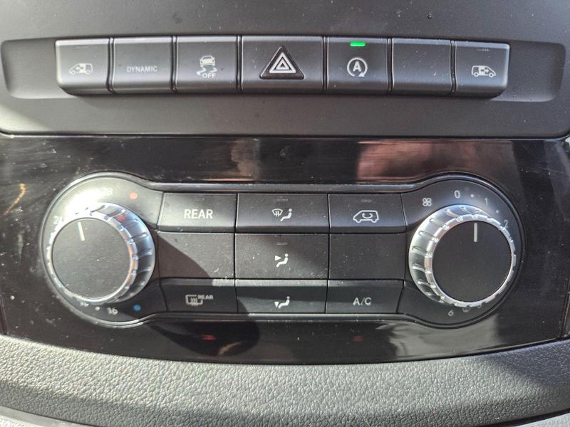 Mercedes-Benz Vito Photo at-ae1de59a78c24051be17bcbc1039bb75.jpg